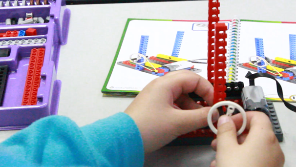 Inclusive STEM class using LEGO® for children with autism in Calgary